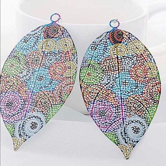 Hollow leaf dangle earrings hook - Picture 6 of 9